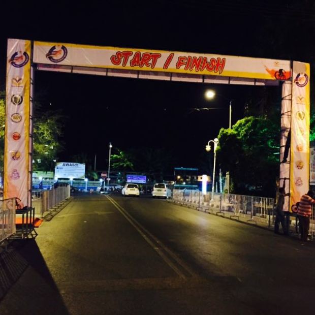 Start / finish arch