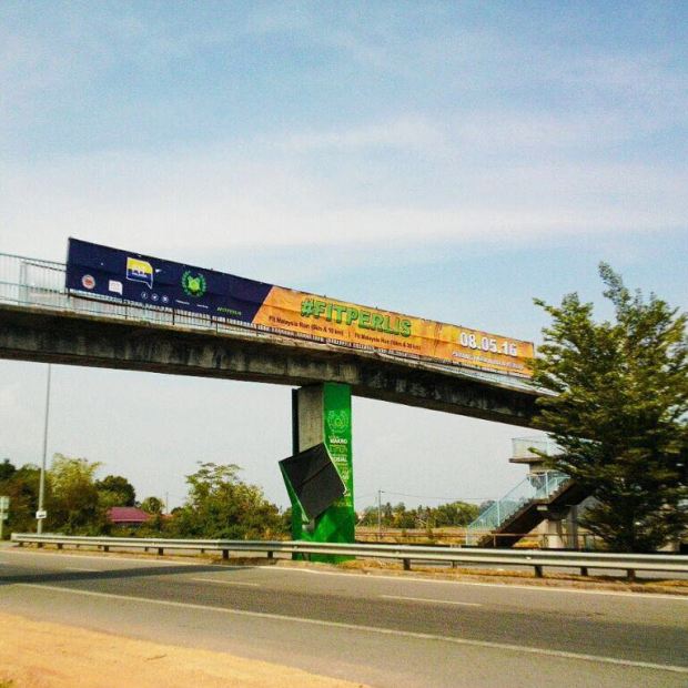 Banner (horizontal & large)